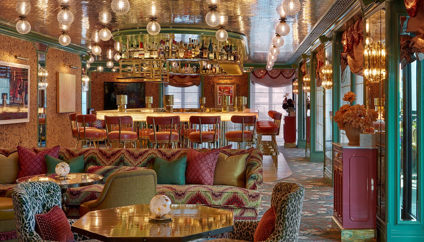 Broadwick Soho - Flute rooftop bar seating